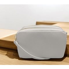 Női  táska - 2024-09-feher 