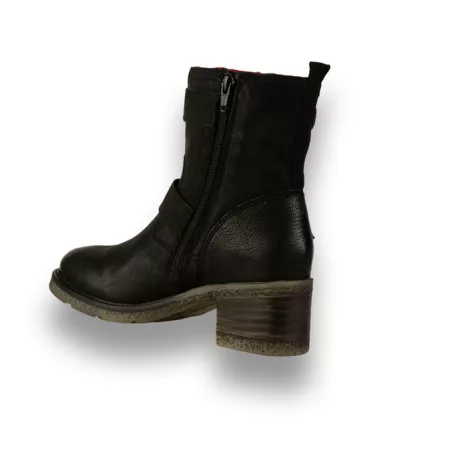 s.Oliver női bakancs-5-25379-39 001